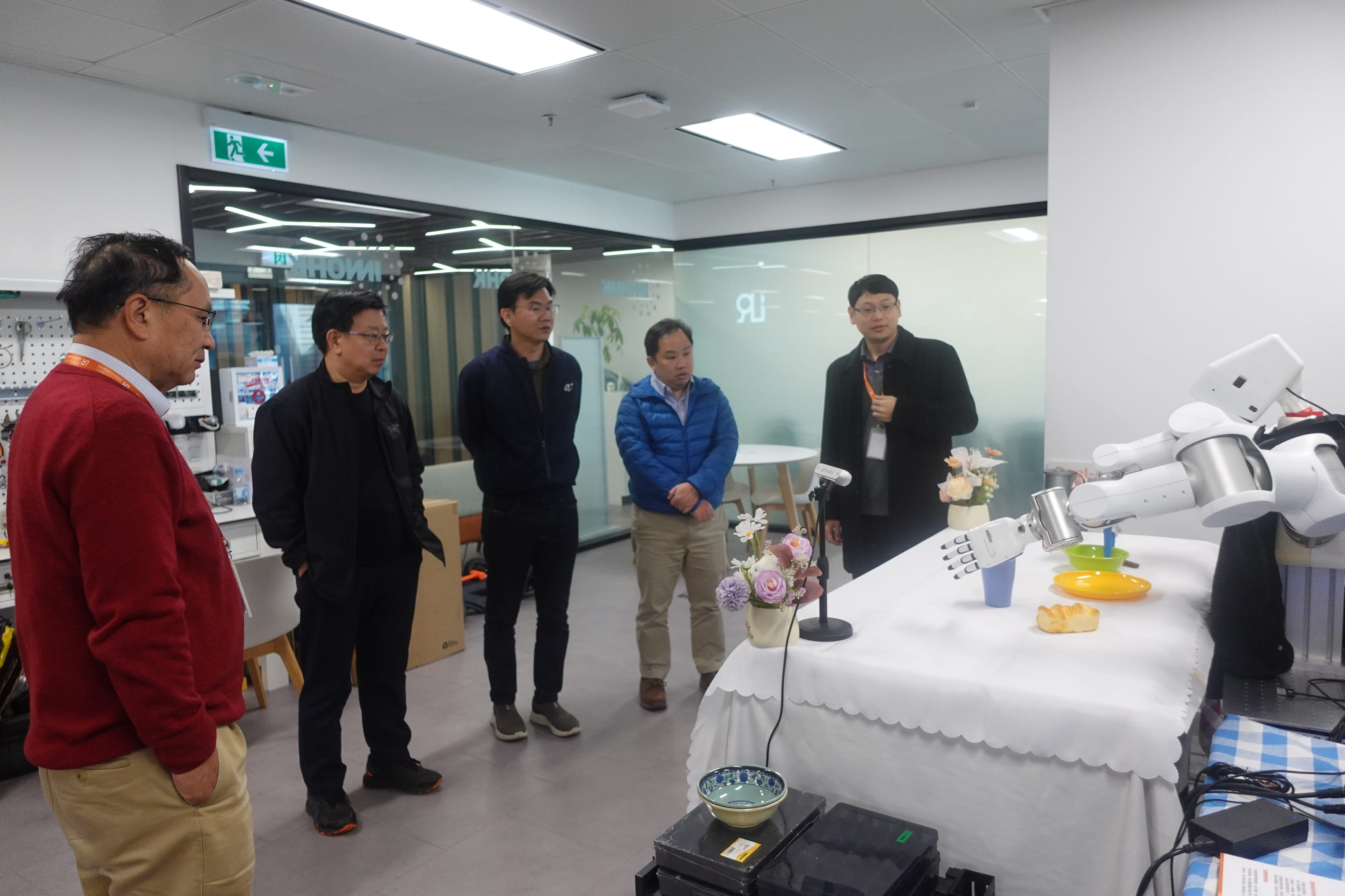 新加坡科技研究局代表團到訪HKCLR，深化區域創新合作